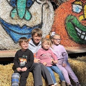 Meet your Posher, Jan